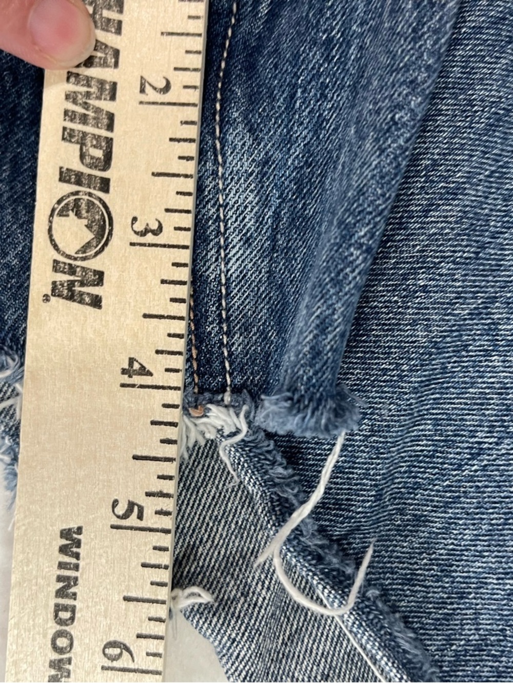 Hollister ultra high rise 90’s short SIZE 2 - Picture 5 of 8